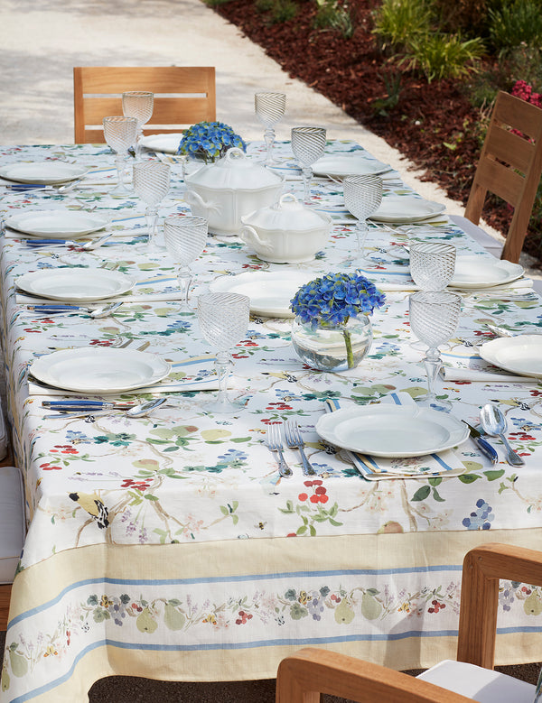 Tablecloth in Vine